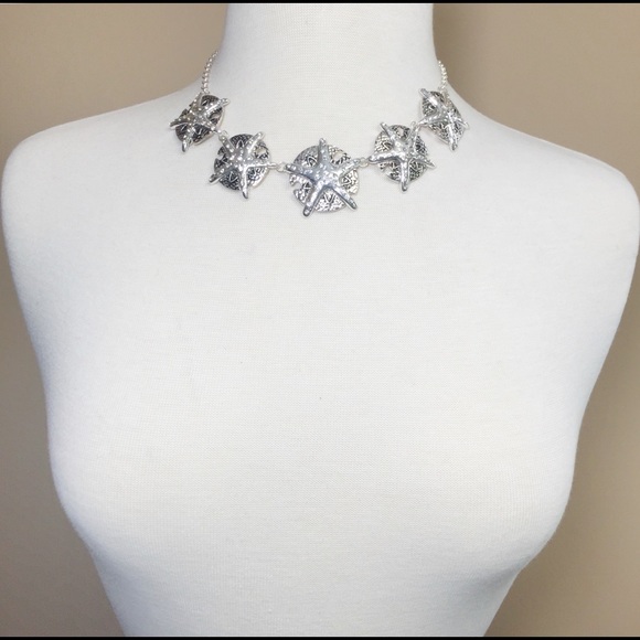 Starfish Sand Dollar Chunky Necklace Earrings Set - Picture 3 of 3